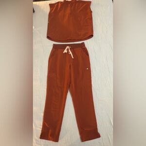FIGS Rafaela top and Yola pants. Women’s Rust colored